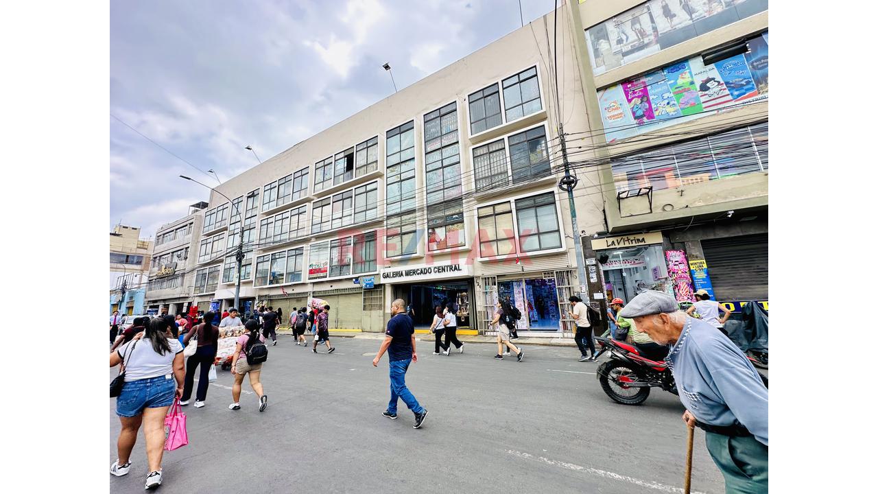 🏢🔥 ¡Oportunidad De Inversión En El Centro De Lima! 📍 Local En Venta – Galería Mercado Central - 2
