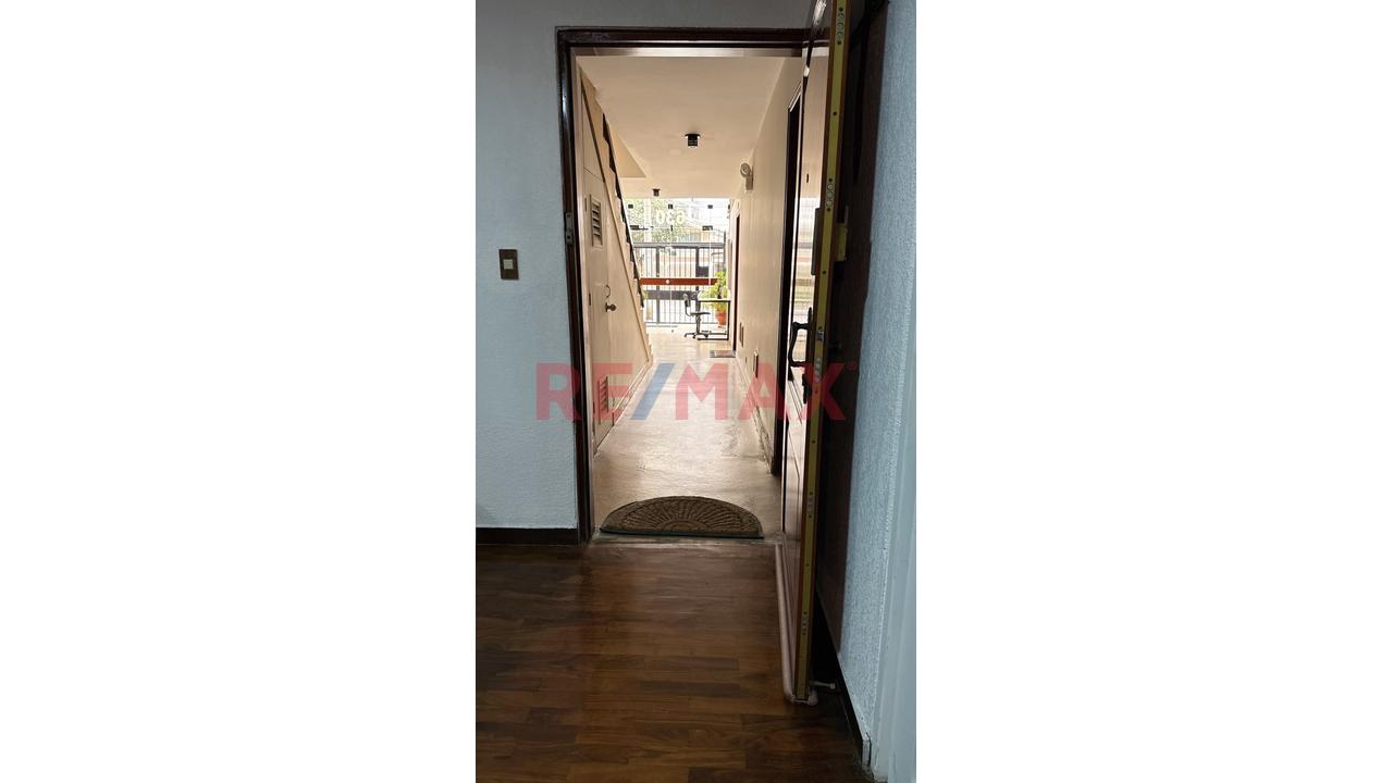 Venta De Departamento Remodelado De 97 M² En San Borja – Cerca Al Pentagonito - 17