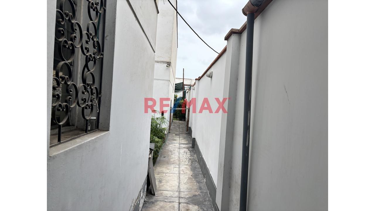 Oportunidad De Inversión: Terreno Para Proyecto Inmobiliario En San Isidro Ubicación Estratégica: Av. Gálvez Barrenechea, San Isidro - 9
