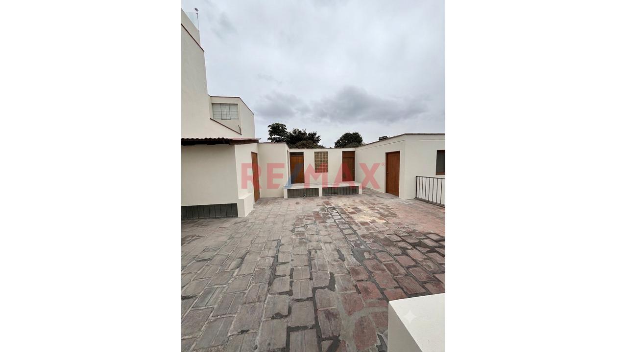 Oportunidad De Inversión: Terreno Para Proyecto Inmobiliario En San Isidro Ubicación Estratégica: Av. Gálvez Barrenechea, San Isidro - 8