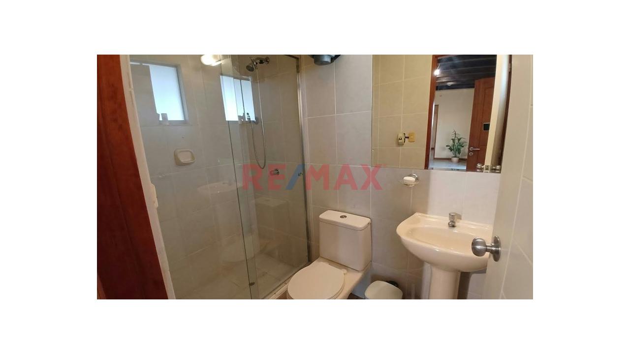 🏡 ¡Alquila Hoy Tu Dúplex En San Borja -Chacarilla! 🌿 5 Dormitorios + Terraza + 2 Cocheras + 1 Depósito + Ascensor - 17