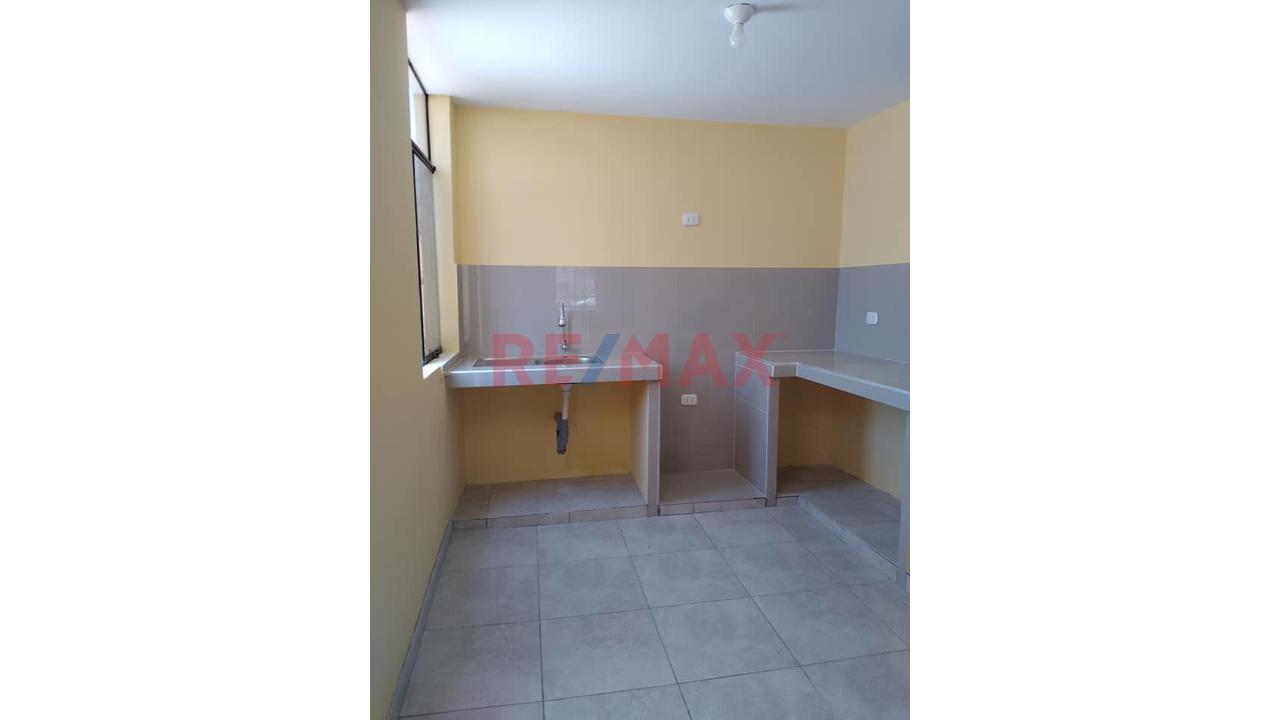 🏡 ¡Venta De Casa En Camaná – Samuel Pastor! 🌴☀️ — foto 5