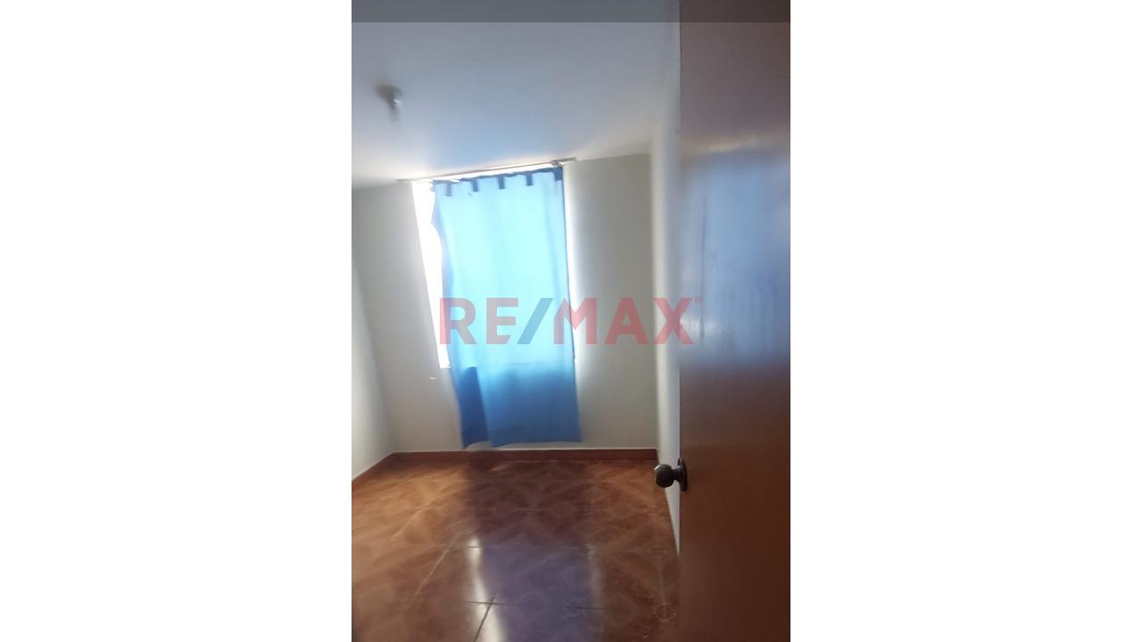 Venta De Acogedor Departamento 1Er Piso En Condominio El Pinar En Comas — foto 2