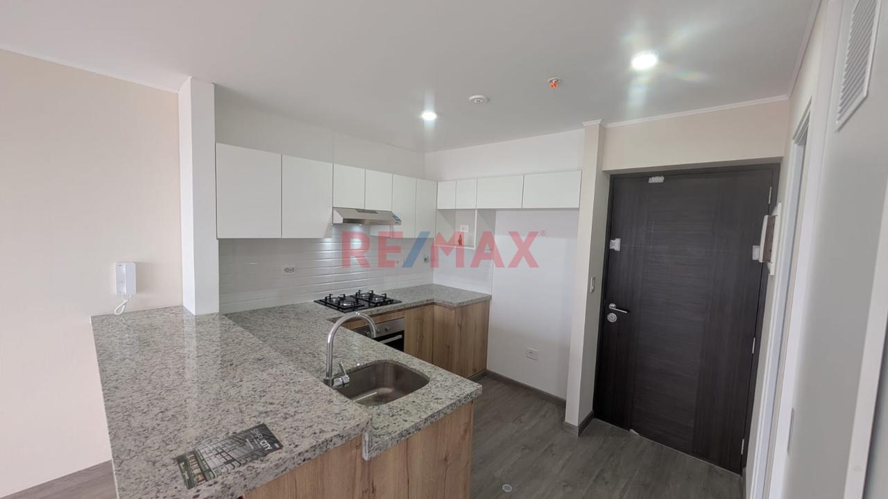 ¡Vive Cerca Al Jockey Club! Depa Semiamoblado De 48 M² Con Ascensor En Surco | S/ 2,400 — foto 2