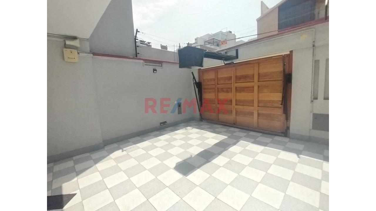 🏡 ¡Amplia Casa Remodelada En San Miguel, Con Gran Potencial Para Seguir Creciendo! — foto 2