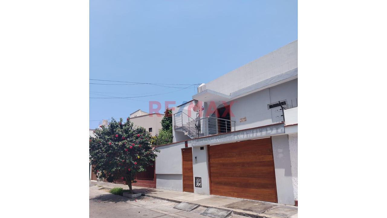 🏡 ¡Amplia Casa Remodelada En San Miguel, Con Gran Potencial Para Seguir Creciendo! — foto 1