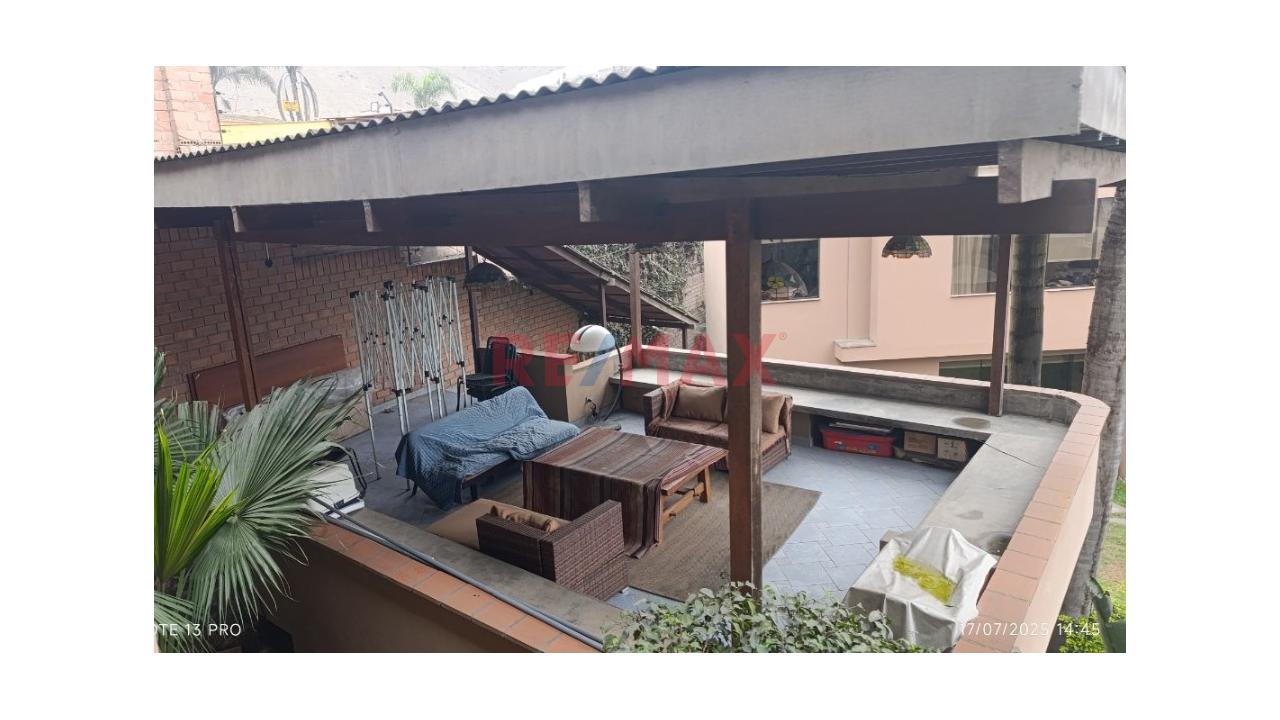 Venta Hermosa Residencia En La Planicie - 18