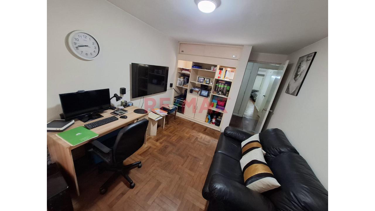 Venta Departamento En La Molina Primer Piso Elevado Vista Externa — foto 8