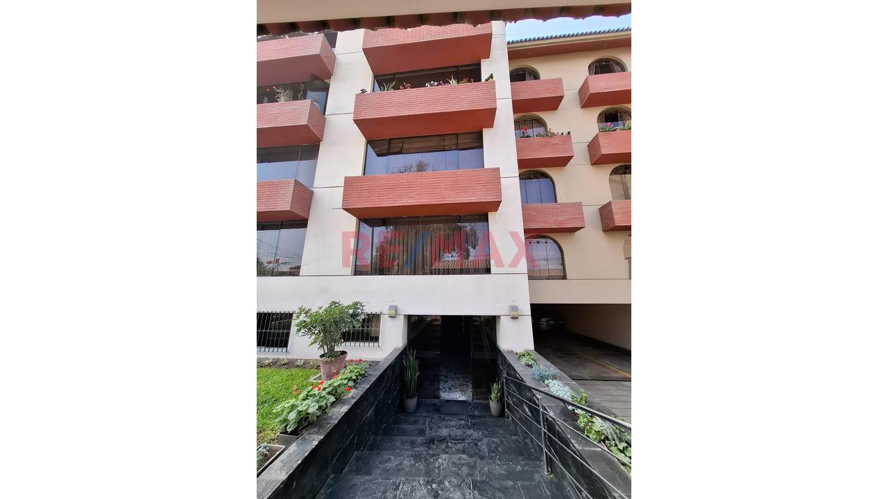 Venta Departamento En La Molina Primer Piso Elevado Vista Externa — foto 6
