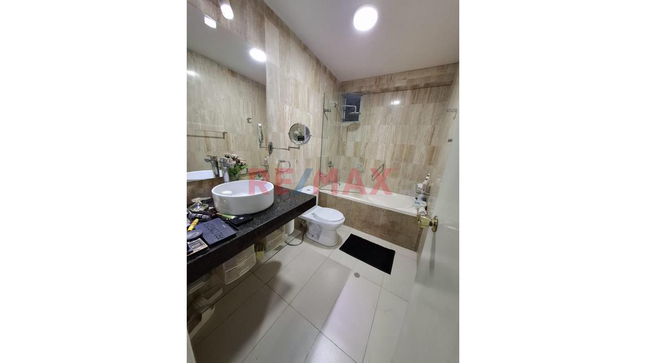 Venta Departamento En La Molina Primer Piso Elevado Vista Externa — foto 11