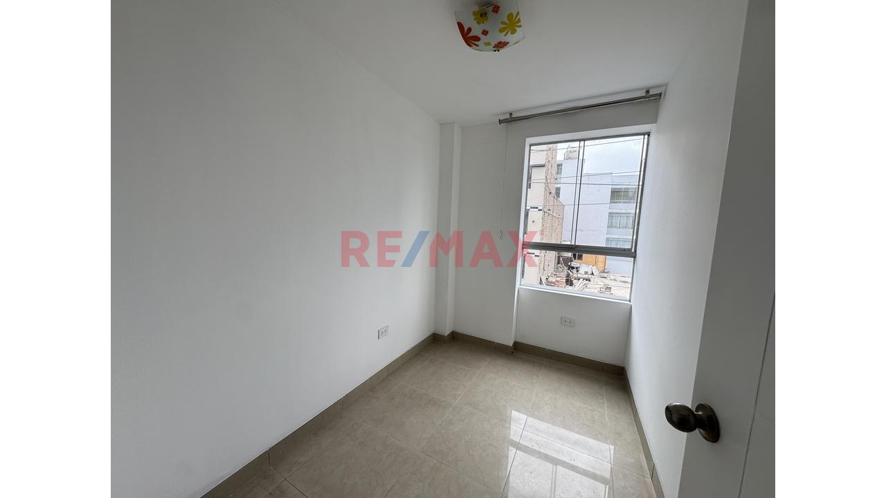 Se Vende Departamento Con Cochera En Villa Los Angeles Los Olivos — foto 8