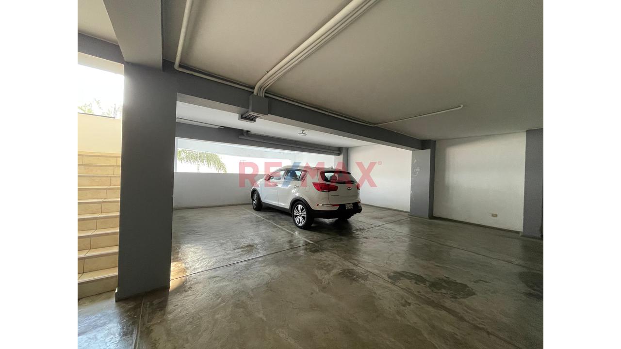Hermoso Departamento En Santiago De Surco - Casuarinas — foto 8