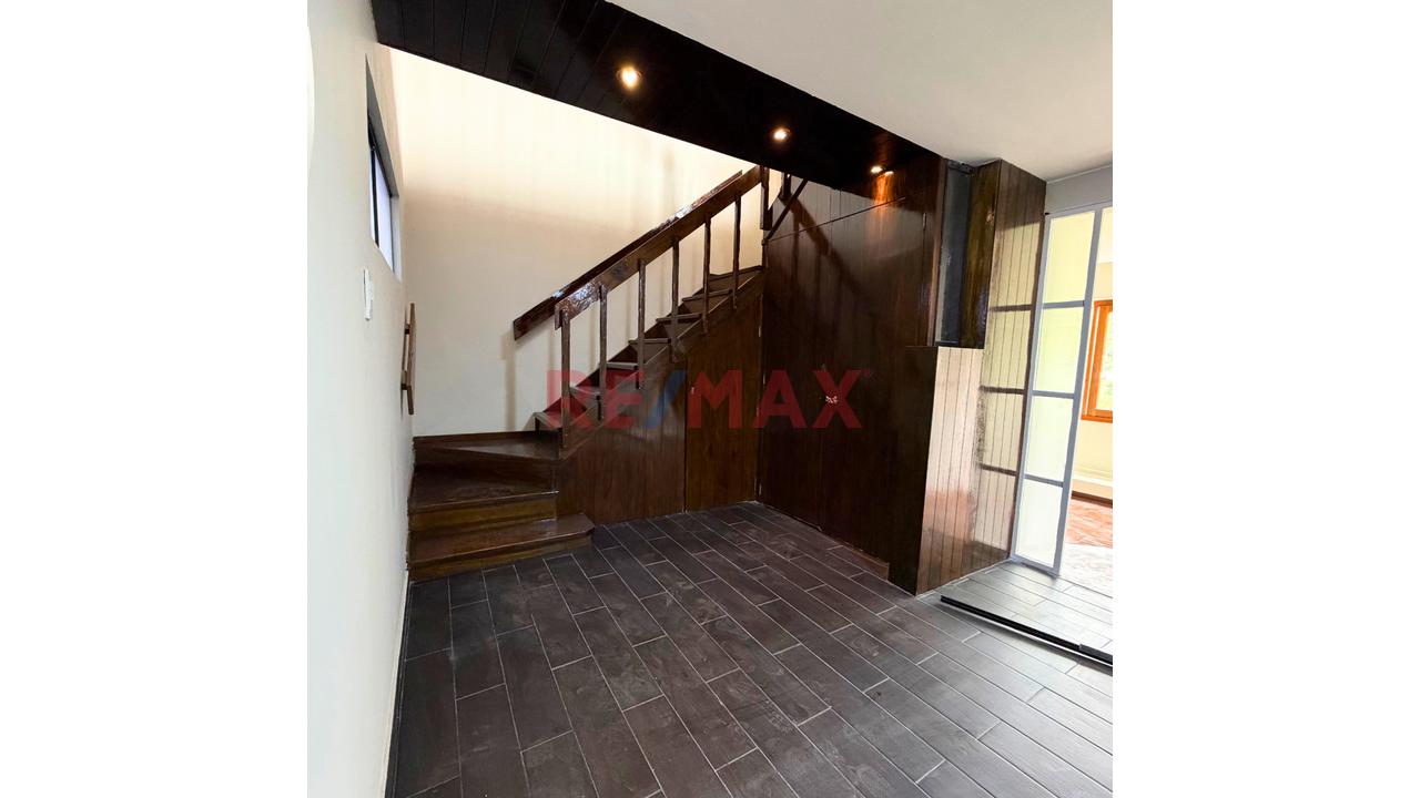 Amplio Duplex Frente A Parque En Surco 🏡 - 14