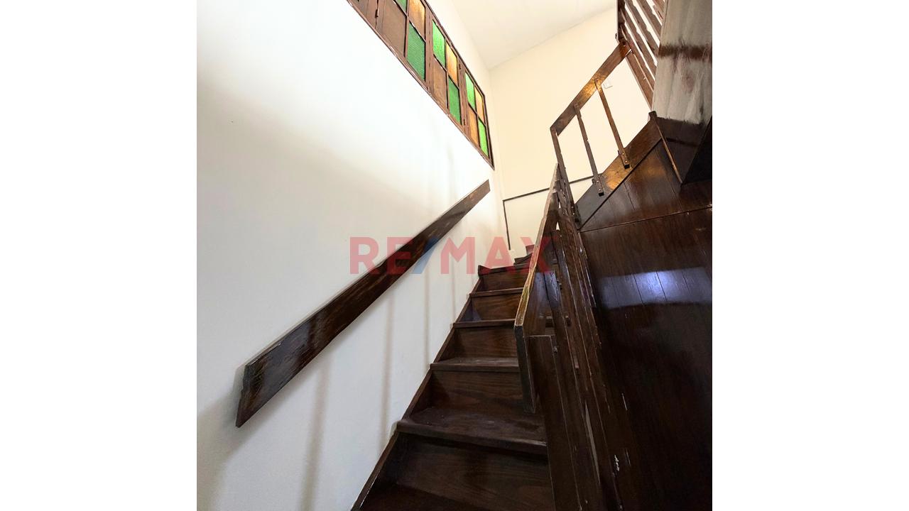 Amplio Duplex Frente A Parque En Surco 🏡 - 13