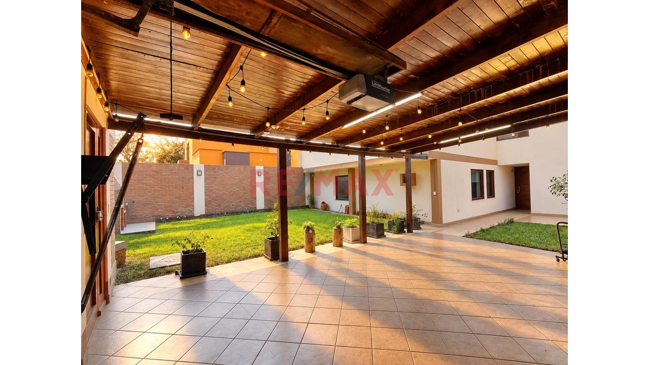 Venta Departamento San Borja | Ac 138 M² | Vive Como En Un Casa San Borja – Urb. Juan Xxiii | Calle Epsilon — foto 3