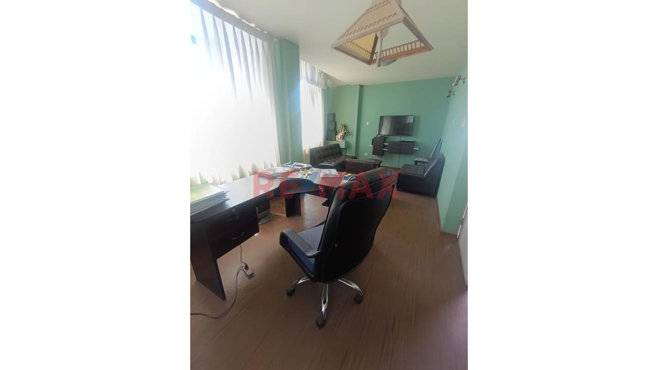 Casa Corporativa En Venta — foto 7