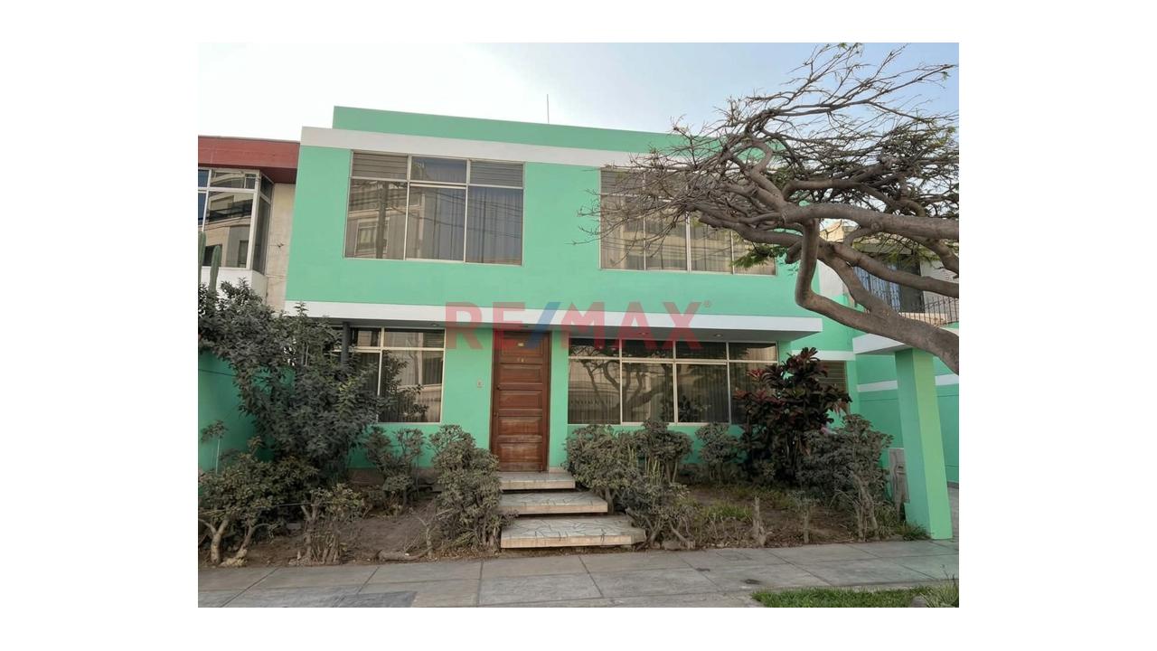 Venta De Casa Como Terreno En Corpac San Isidro - 2