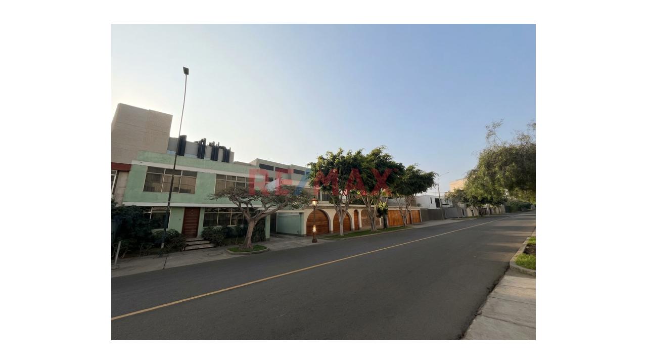 Venta De Casa Como Terreno En Corpac San Isidro - 5