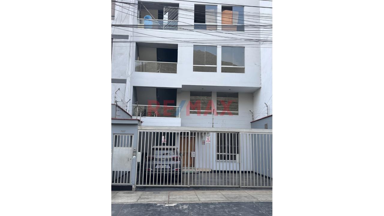 Venta Dpto Ate 3Er Piso - 103Mt2 - 3 Habitaciones Vista Exterior — foto 2
