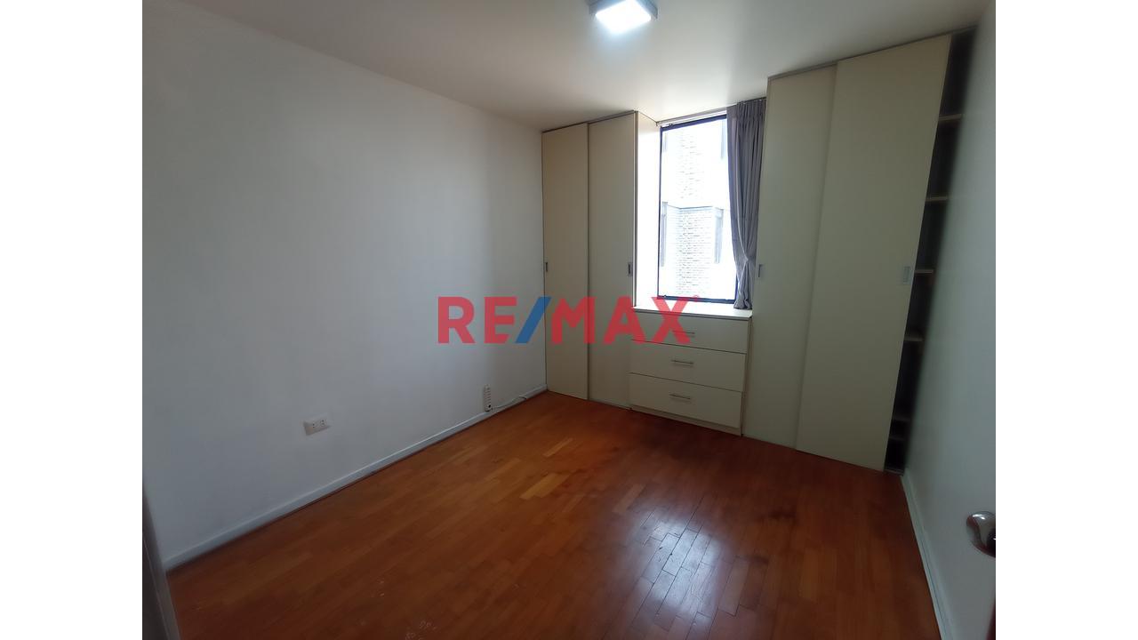 🏡 Alquiler De Amplio Departamento En 2.º Piso La Molina! ✨ — foto 2