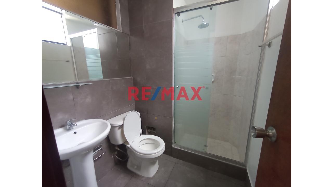 🏡 Alquiler De Amplio Departamento En 2.º Piso La Molina! ✨ - 16