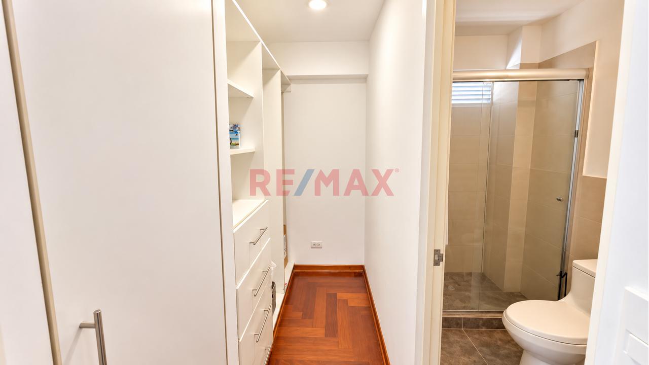 ¡Vive O Invierte En Miraflores! ¡Se Vende Departamento En Miraflores, Cerca Al Malecón + Cochera Y 2 Depósitos! — foto 8