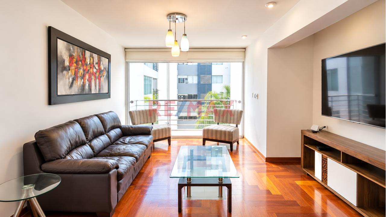 ¡Vive O Invierte En Miraflores! ¡Se Vende Departamento En Miraflores, Cerca Al Malecón + Cochera Y 2 Depósitos! — foto 1