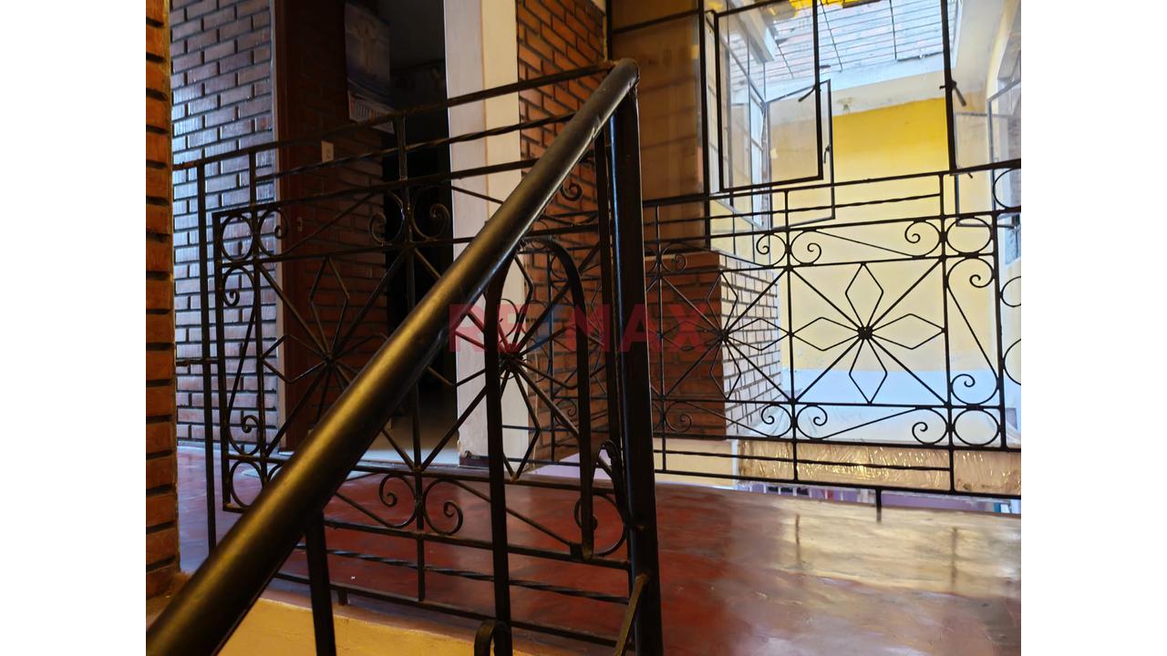 Casa En Venta Como Terreno — foto 8