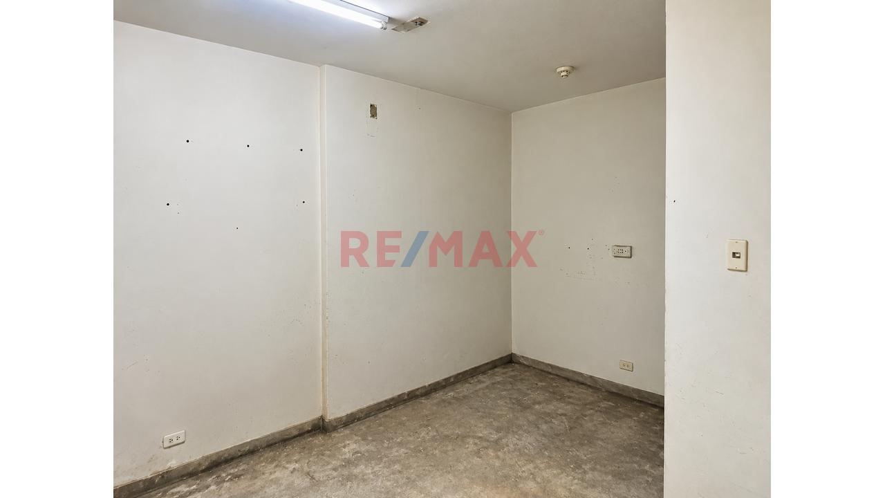 Venta De Local Industrial En Villa El Salvador | 574.08 M² | Zonificación I2 - 14