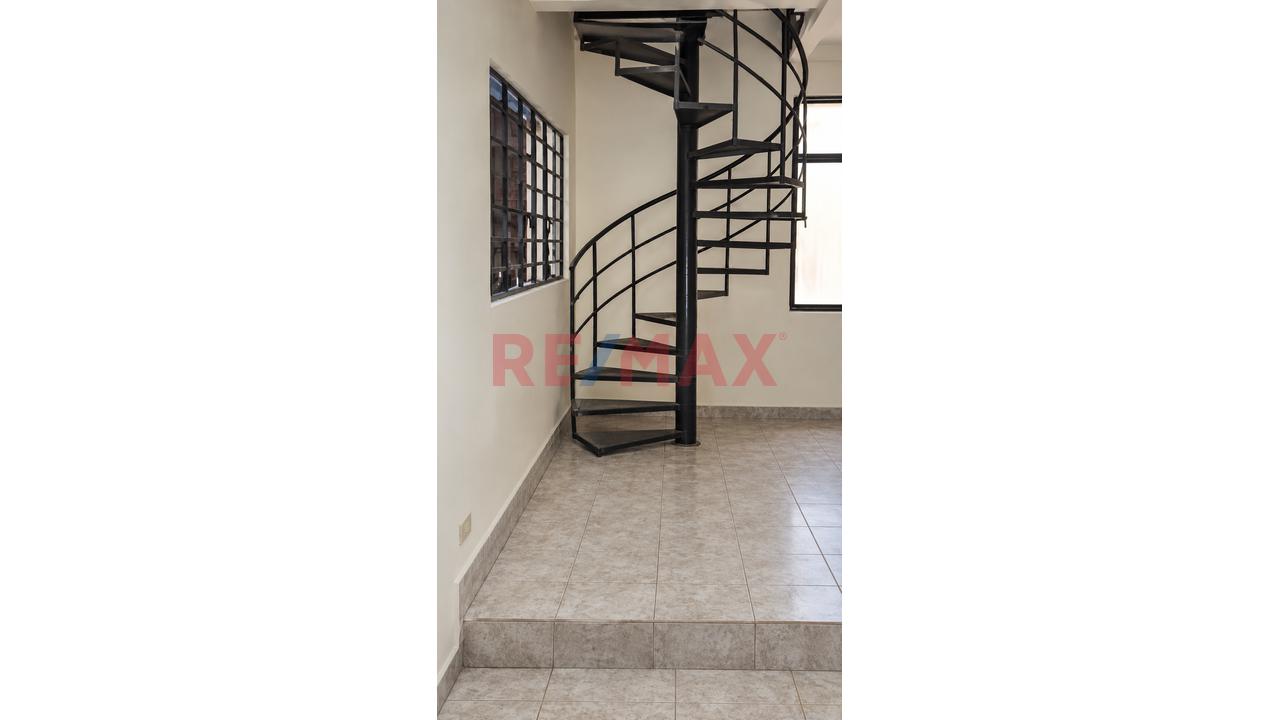 Venta De Local Industrial En Villa El Salvador | 574.08 M² | Zonificación I2 - 10