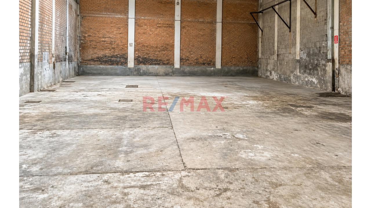 Venta De Local Industrial En Villa El Salvador | 574.08 M² | Zonificación I2 - 19