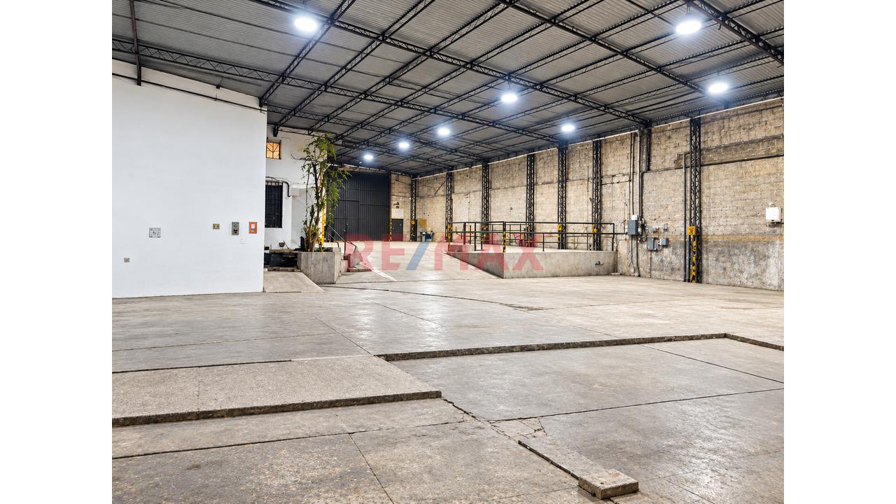 Venta De Local Industrial En Villa El Salvador | 574.08 M² | Zonificación I2 - 17