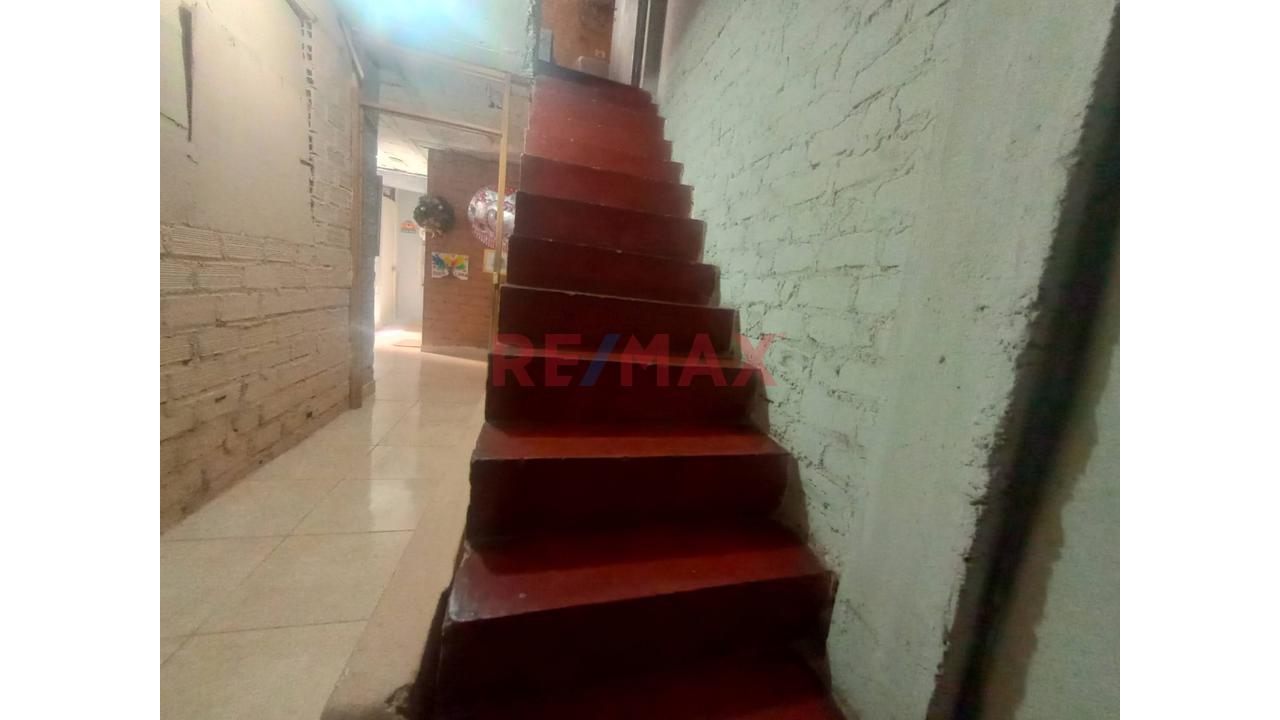 🏠 ¡Venta Del 95% En Acciones Y Derechos De Casa De 4 Pisos En La Victoria — foto 12