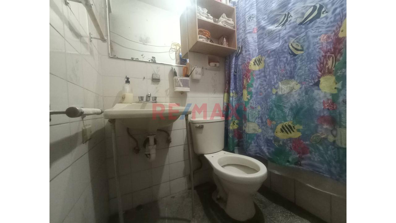 🏠 ¡Venta Del 95% En Acciones Y Derechos De Casa De 4 Pisos En La Victoria — foto 2