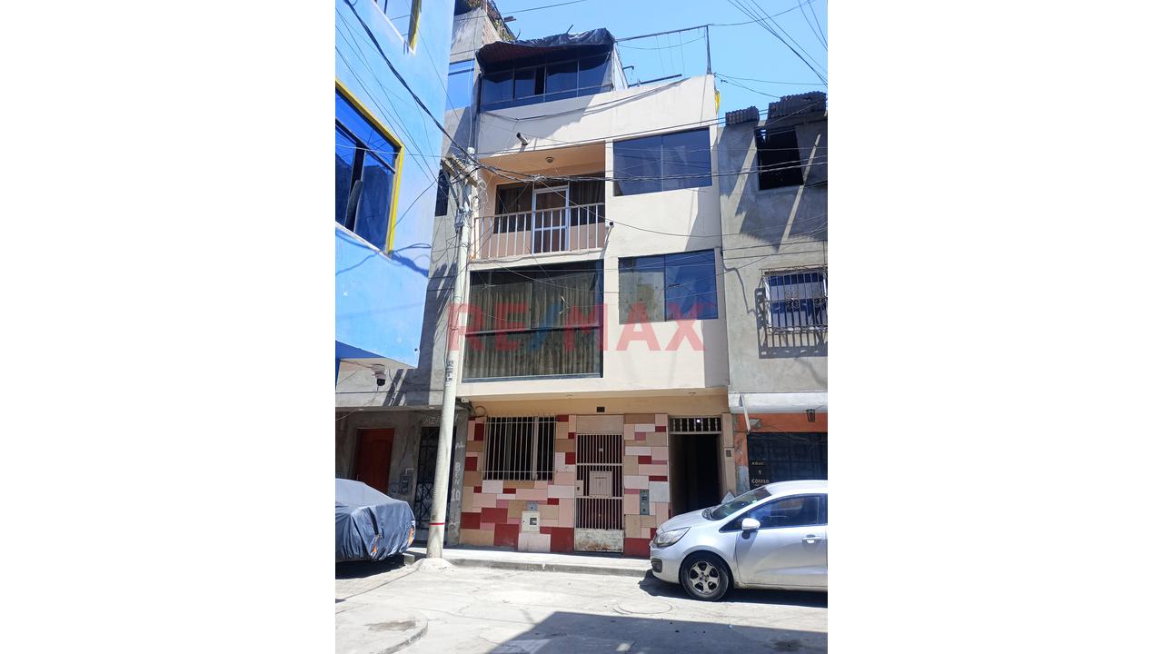 🏠 ¡Venta Del 95% En Acciones Y Derechos De Casa De 4 Pisos En La Victoria — foto 1