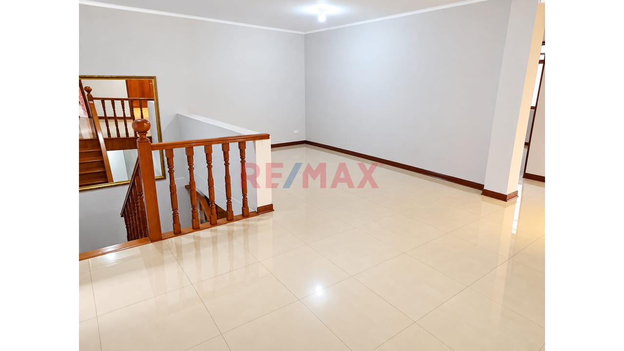 Venta De Duplex Con Piscina En Garibaldi — foto 8