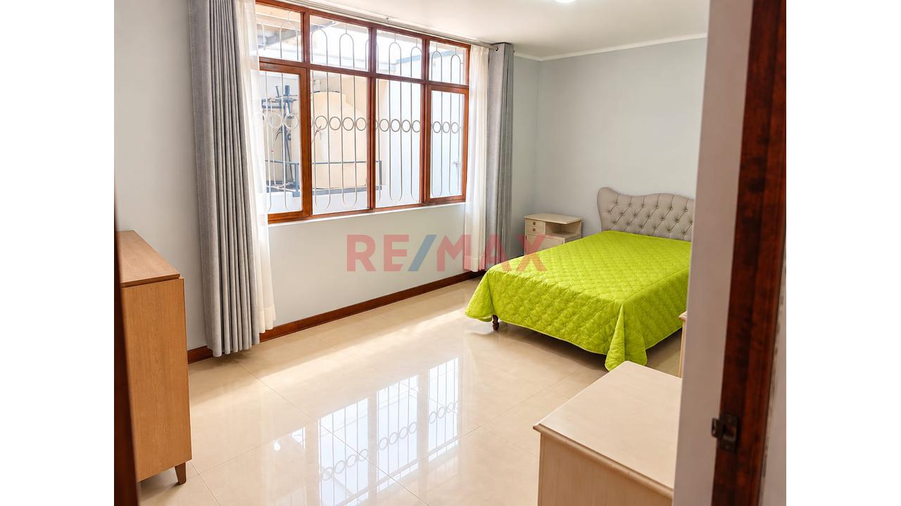 Venta De Duplex Con Piscina En Garibaldi — foto 12