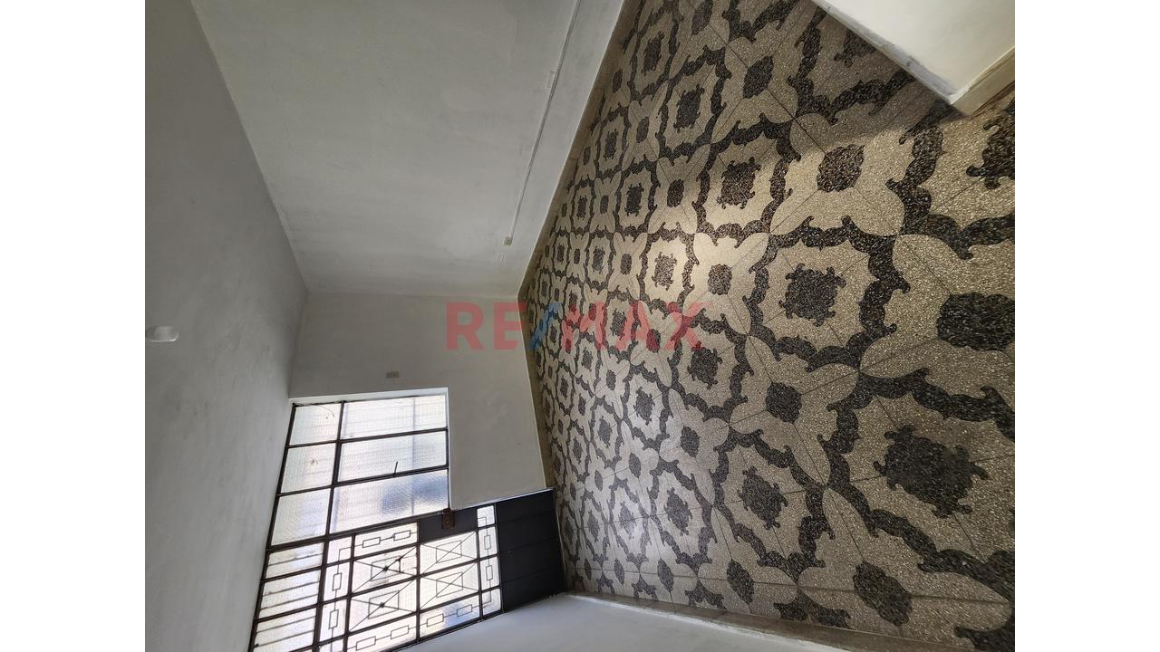 Casa Comercial En Alquiler — foto 11