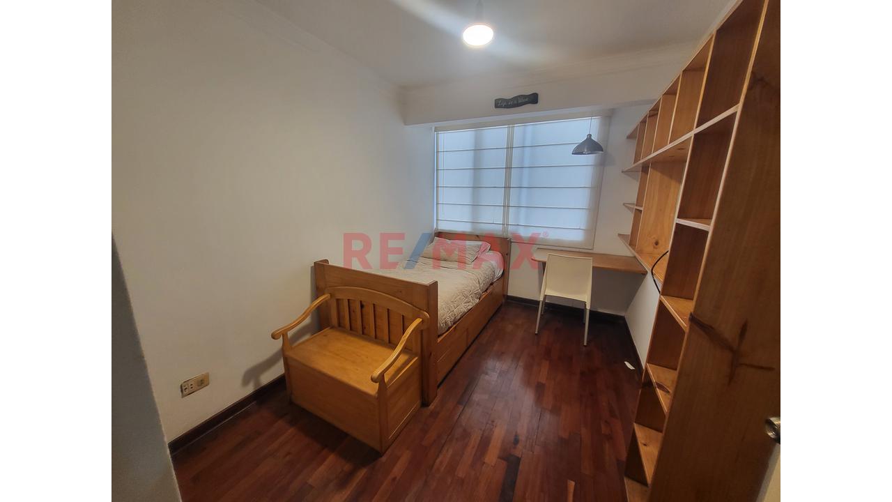 Lindo Departamento Amoblado, Ubicado En El Corzon De Miraflores. — foto 8