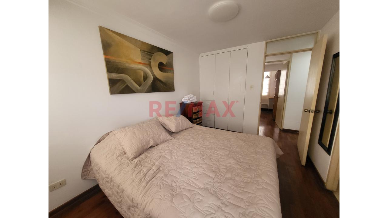 Lindo Departamento Amoblado, Ubicado En El Corzon De Miraflores. — foto 13