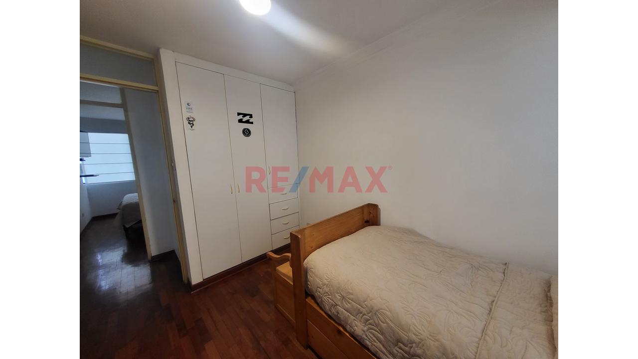 Lindo Departamento Amoblado, Ubicado En El Corzon De Miraflores. — foto 10