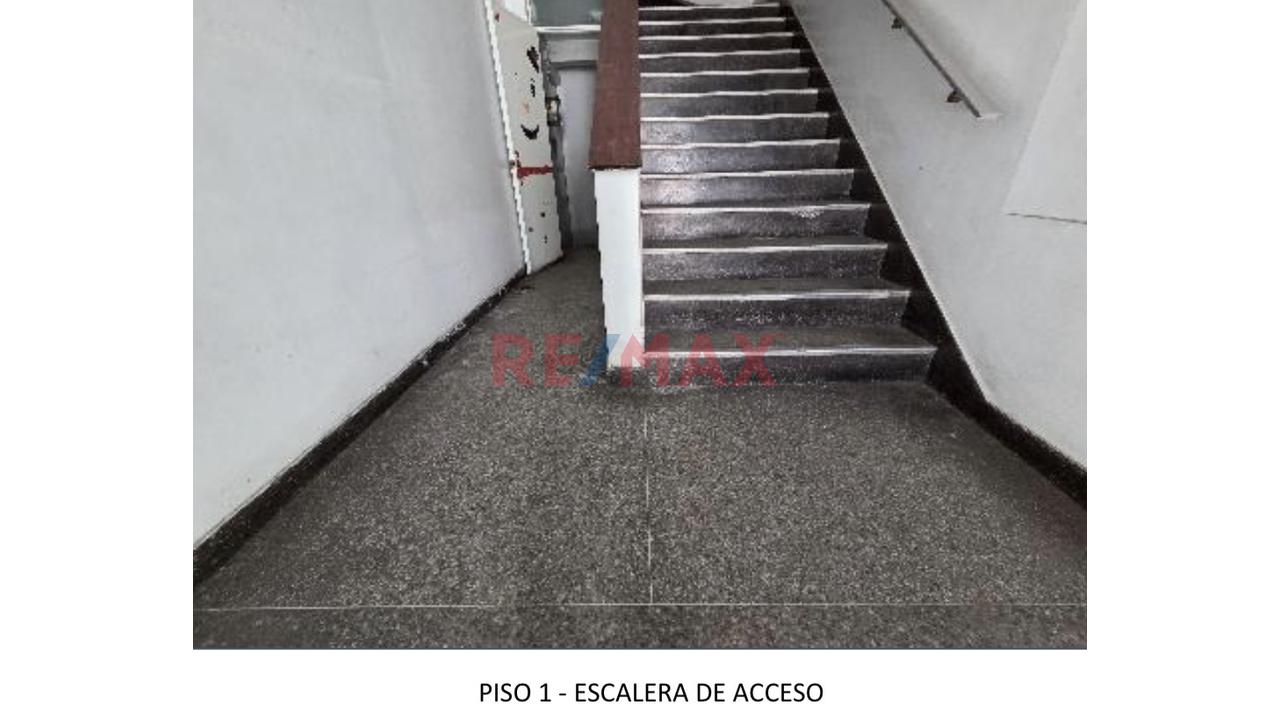 Venta De Edificio En Zona Comercial De San Isidro, Límite Con Magdalena — foto 8