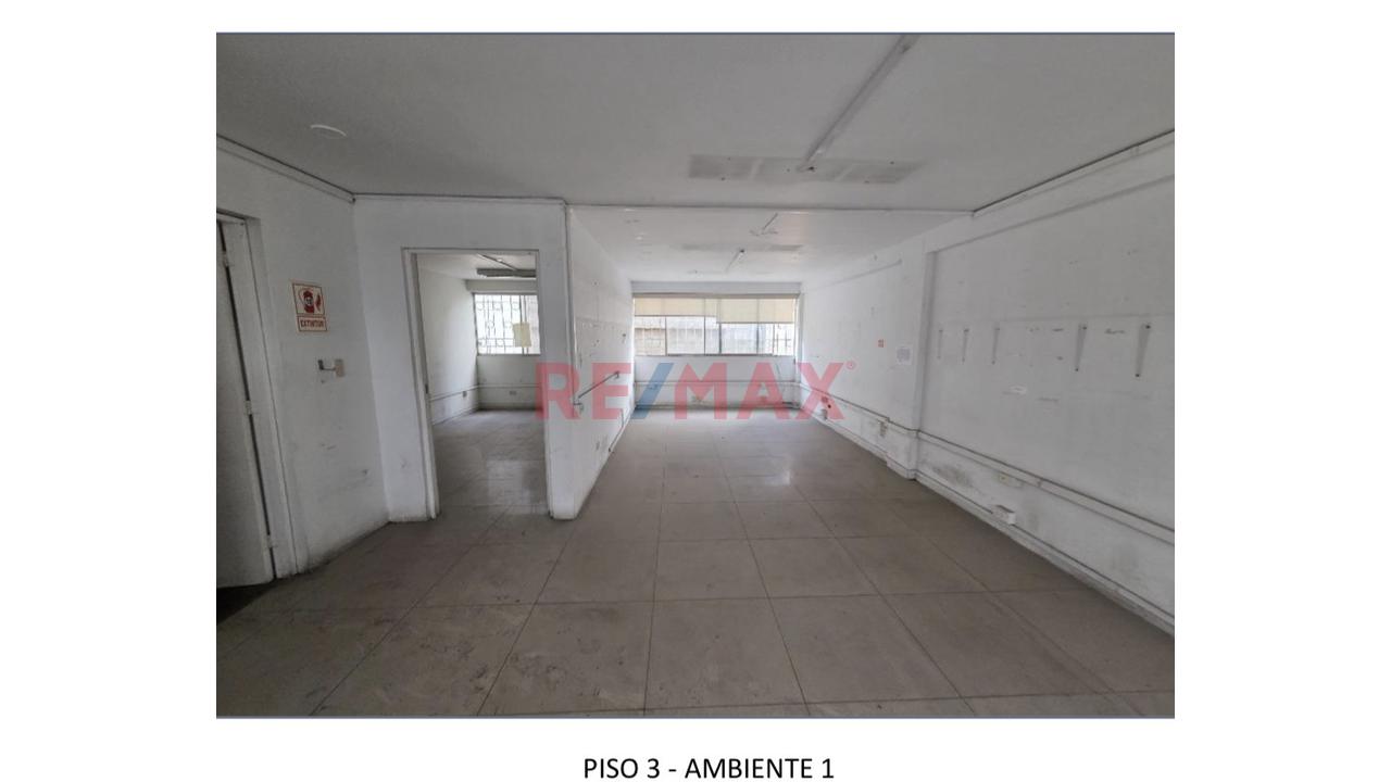Venta De Edificio En Zona Comercial De San Isidro, Límite Con Magdalena — foto 13