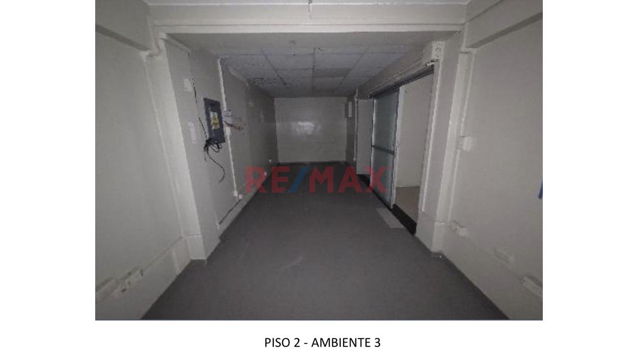 Venta De Edificio En Zona Comercial De San Isidro, Límite Con Magdalena — foto 10