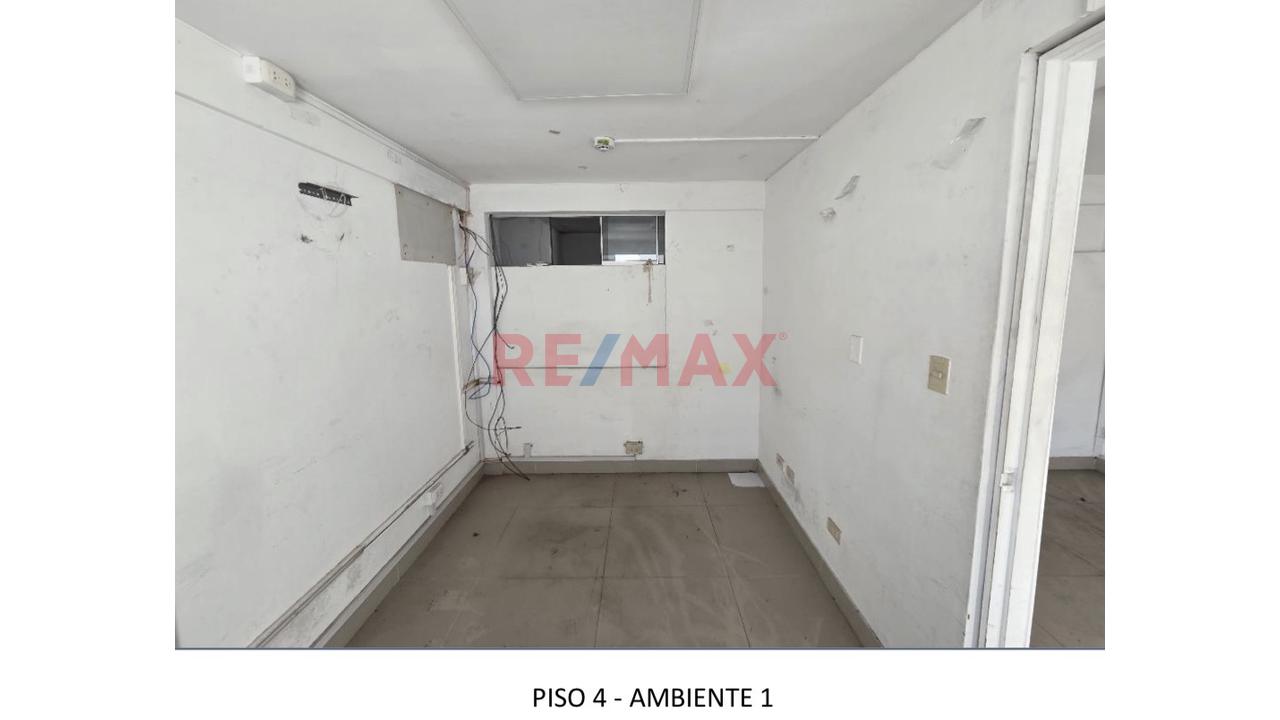 Venta De Edificio En Zona Comercial De San Isidro, Límite Con Magdalena - 17