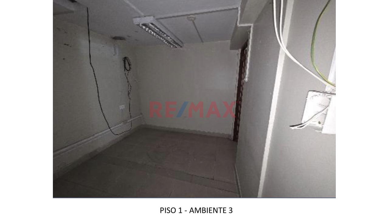 Venta De Edificio En Zona Comercial De San Isidro, Límite Con Magdalena — foto 7