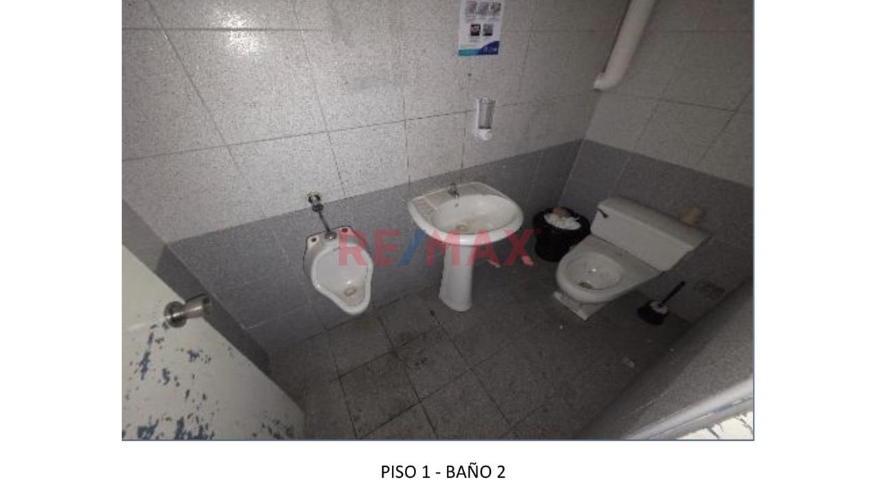 Venta De Edificio En Zona Comercial De San Isidro, Límite Con Magdalena — foto 5