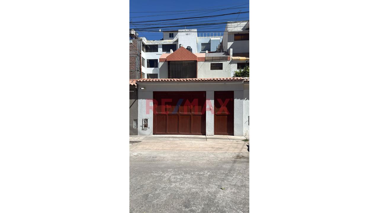 Casa En Venta!!! Los Portales De Cayma!!! — foto 12