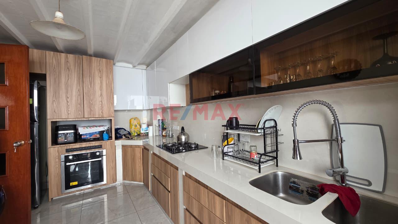 Casa En Venta!!! Los Portales De Cayma!!! — foto 8