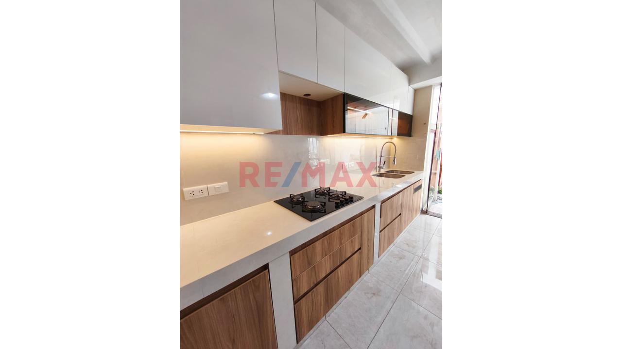 Casa En Venta!!! Los Portales De Cayma!!! — foto 11